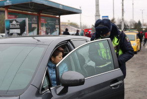 Кайсы мекеменин кызматкери транспорттук каражат салыгын текшерүүгө укуктуу?