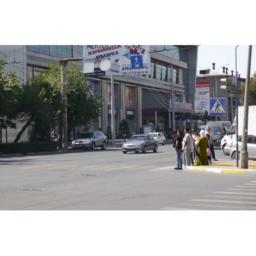 Светофор сломался. Нужно ли пропускать пешеходов?