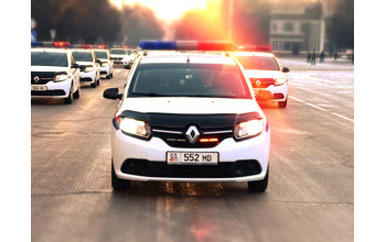 Может ли инспектор остановить автомобиль спецслужб.