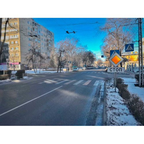 Что не так со знаками в Кыргызстане? (знак СТОП)