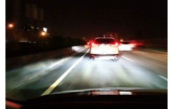 Машина впереди резко затормозила