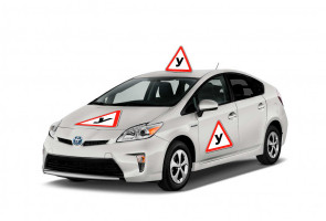 Кыргызстанда айдоочулук күбөлүктү канча жашта алса болот?