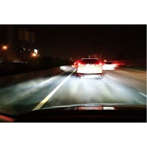 Машина впереди резко затормозила