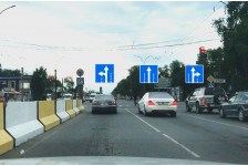 Можно ли стоять под стрелкой?