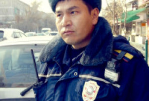 МАИ кызматкери светофордогу кошумча секция аркылу кантип отсо болорун айтып берди. 