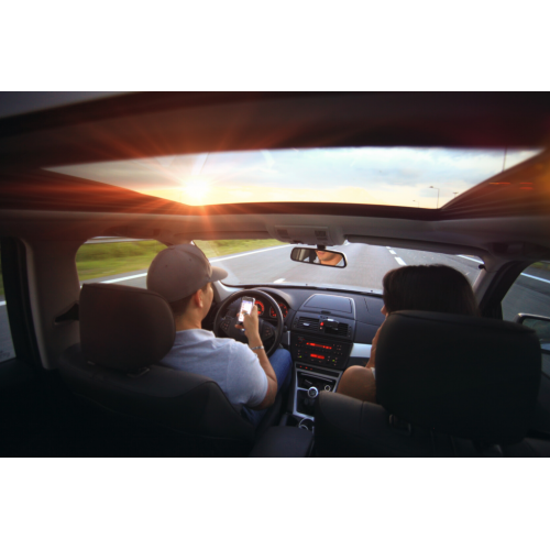 Если я рулю и использую смартфон как навигатор — это штраф?