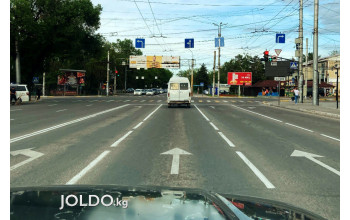 Что главнее - знак или разметка?