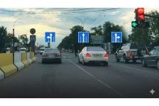 Обязан ли я повернуть при включенной стрелке?