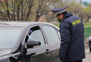 МАИ кызматкердин транспорттук каражатты үчүн төлөнгөн салыкты текшерүүгө талап кылганы мыйзамдуубу?