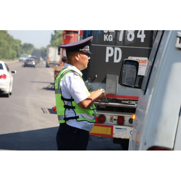 NEWS: ГУОБДД тщательно проверяет авто на Иссык-Куле