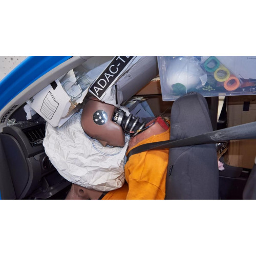 Что будет, если не крепить груз в салоне?