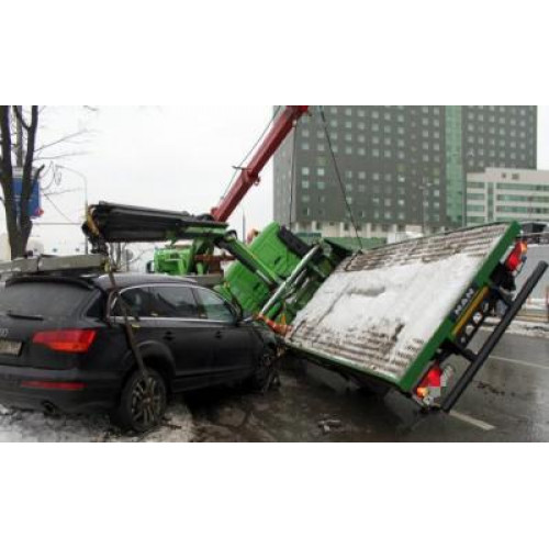 При эвакуации, повредили авто. Кто будет платить?