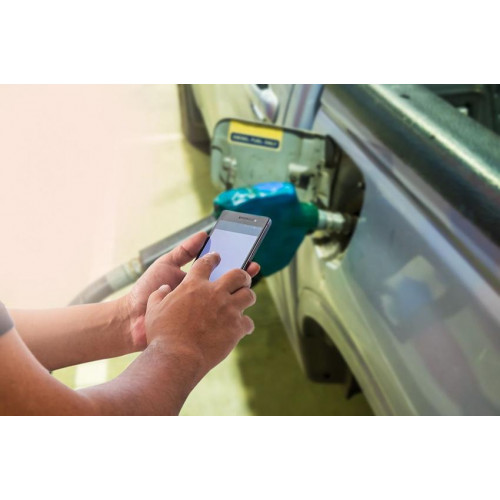 На АЗС запрещено пользоваться мобильным телефоном